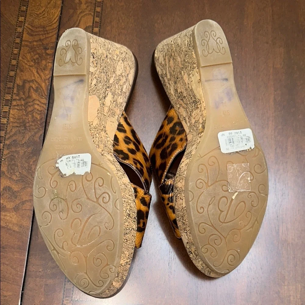 Brighton Brown and Tan Mules with Leopard Print - Picture 5 of 6